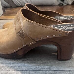 Women's Brown Leather Clogs